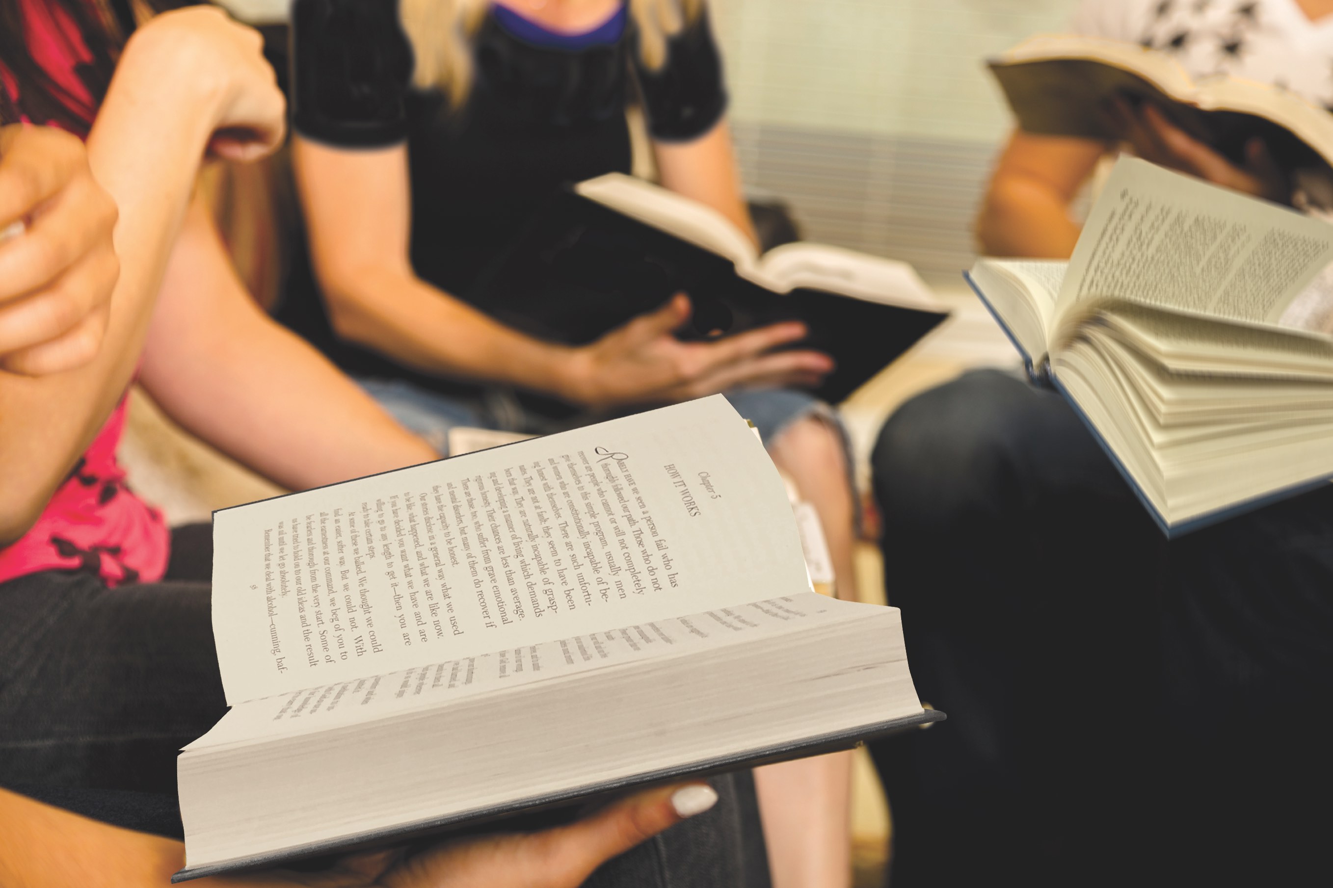 iStock_000026897495_Large_Grapevine Archive_Big Book Study